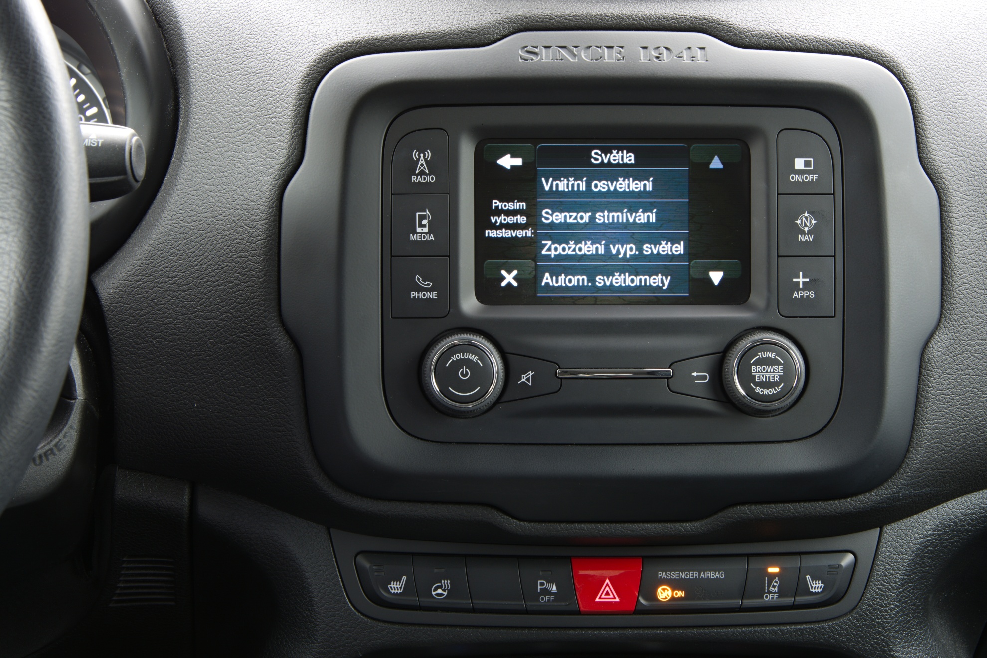 Uconnect. Uconnect Jeep